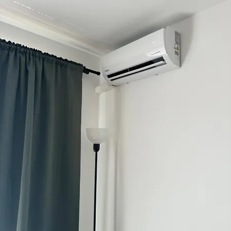 Apartment Relaxing In Shartrez *