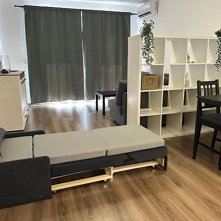 Relaxing In Shartrez *