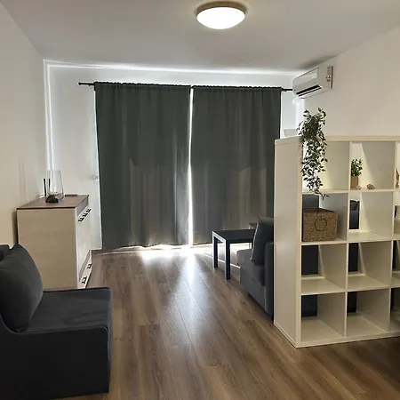 Relaxing In Shartrez Shkorpilovtsi