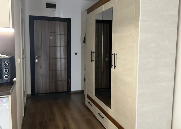 Relaxing In Shartrez Daire