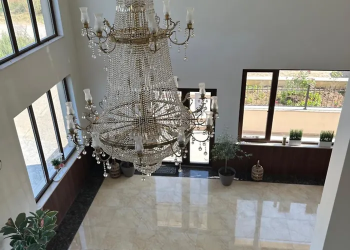 Daire Relaxing In Shartrez Shkorpilovtsi