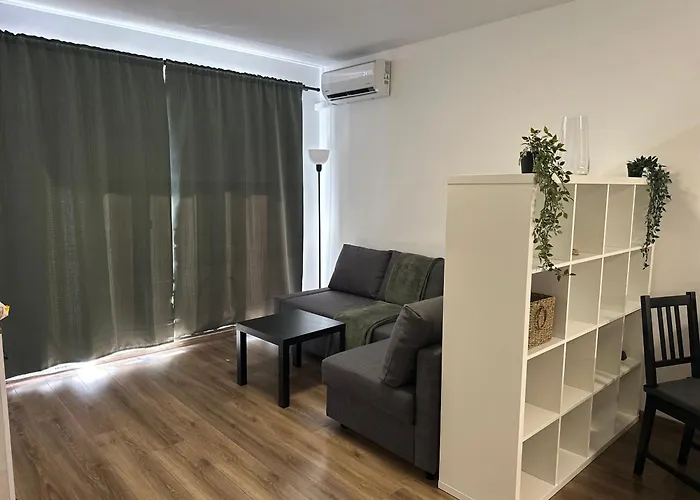 Relaxing In Shartrez Daire *