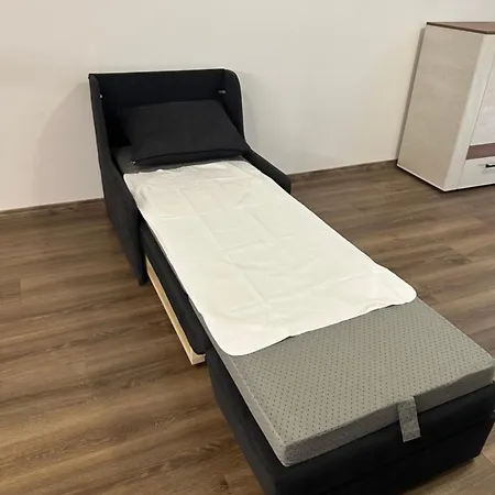 Relaxing In Shartrez Shkorpilovtsi