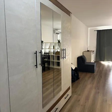 Lejlighed Relaxing In Shartrez