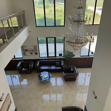 Relaxing In Shartrez Lejlighed Shkorpilovtsi